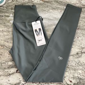 Alo Leggings